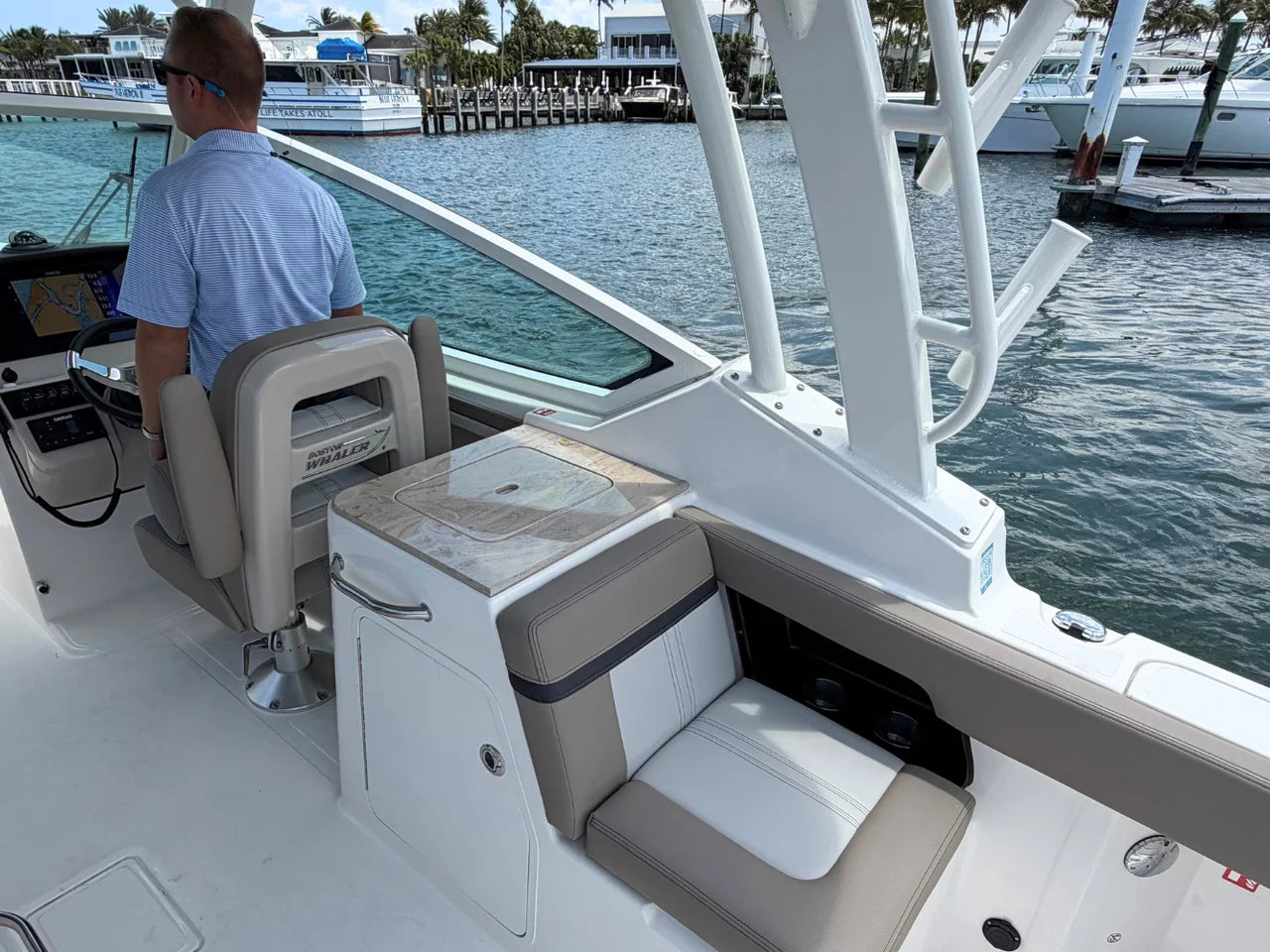 2026 Boston Whaler 280 Vantage 28.0 feet, Jupiter, Florida #23