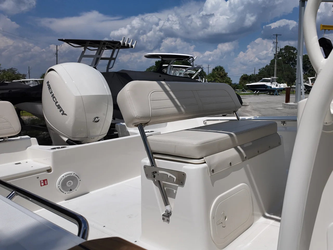 2027 Boston Whaler 190 Montauk 19.0 feet, Thunderbolt, GA #7