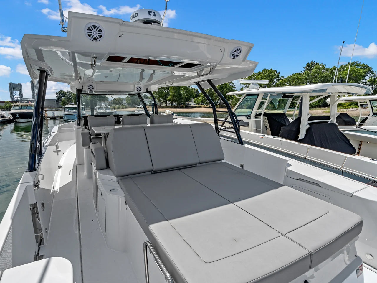 2026 Cruisers Yachts 38 VTR 38.0 feet, Quincy, MA #9