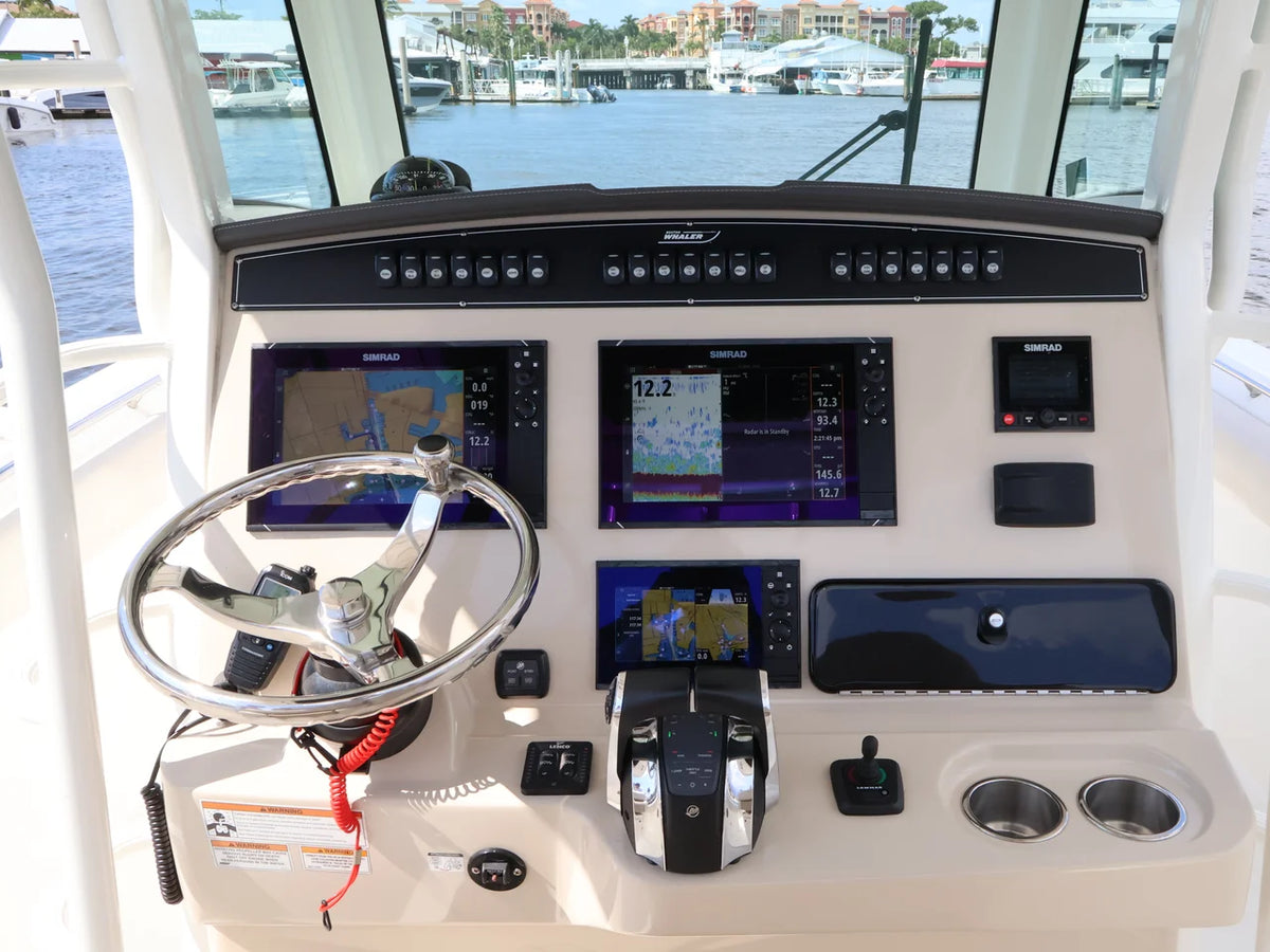 2018 Boston Whaler 330 Outrage 33.0 feet, Naples, Florida #31