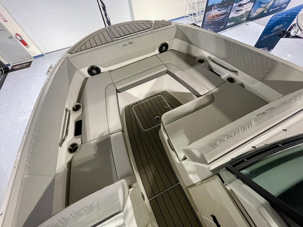 2026 Sea Ray SDX 270 Outboard 27.0 feet, Danvers, Massachusetts #15