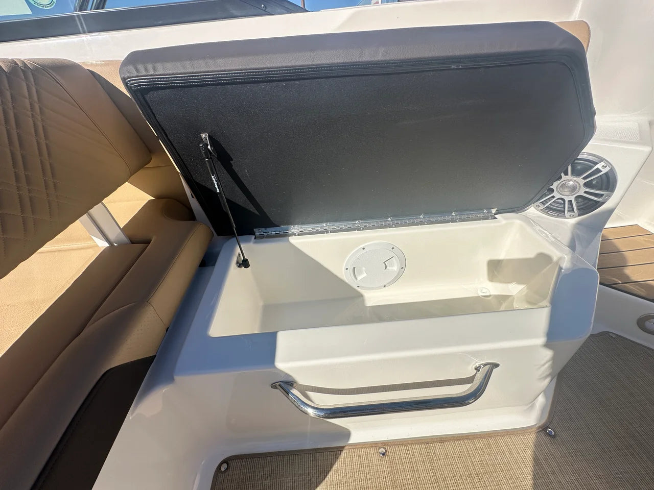 2025 Sea Ray SDX 270 Outboard 27.0 feet, Thunderbolt, GA #24