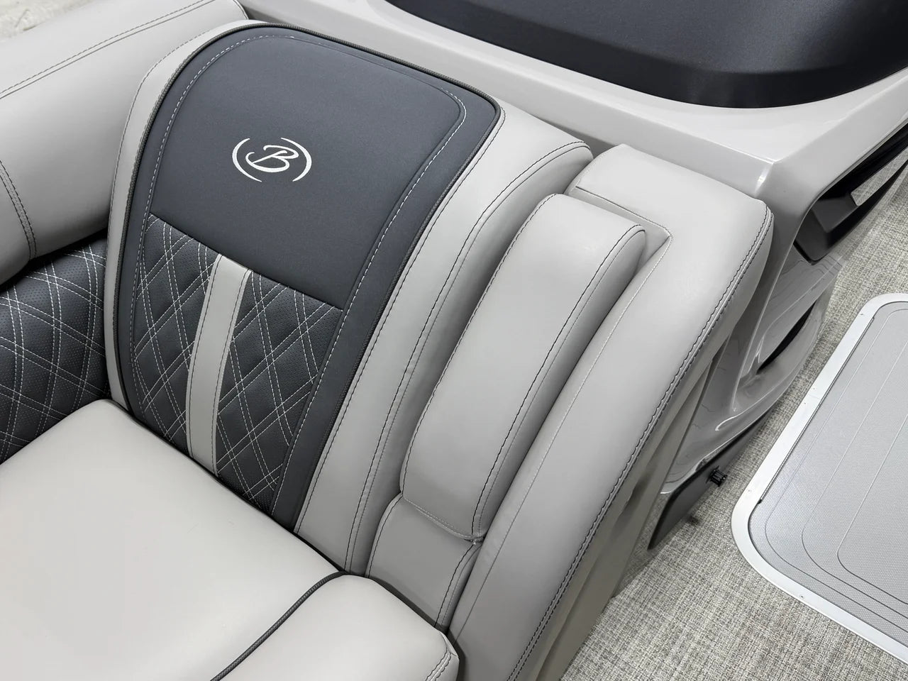 2027 Barletta LUSSO23QCSS 23.0 feet, Crosslake, Minnesota #22