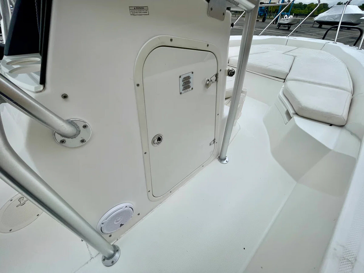 2013 Boston Whaler 230 DAUNTLESS 23.0 feet, Quincy, MA #13