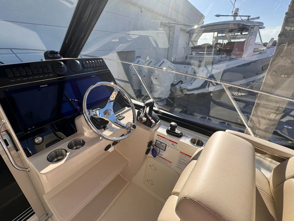2026 Boston Whaler 325 Conquest 32.0 feet, Stuart, Florida #24