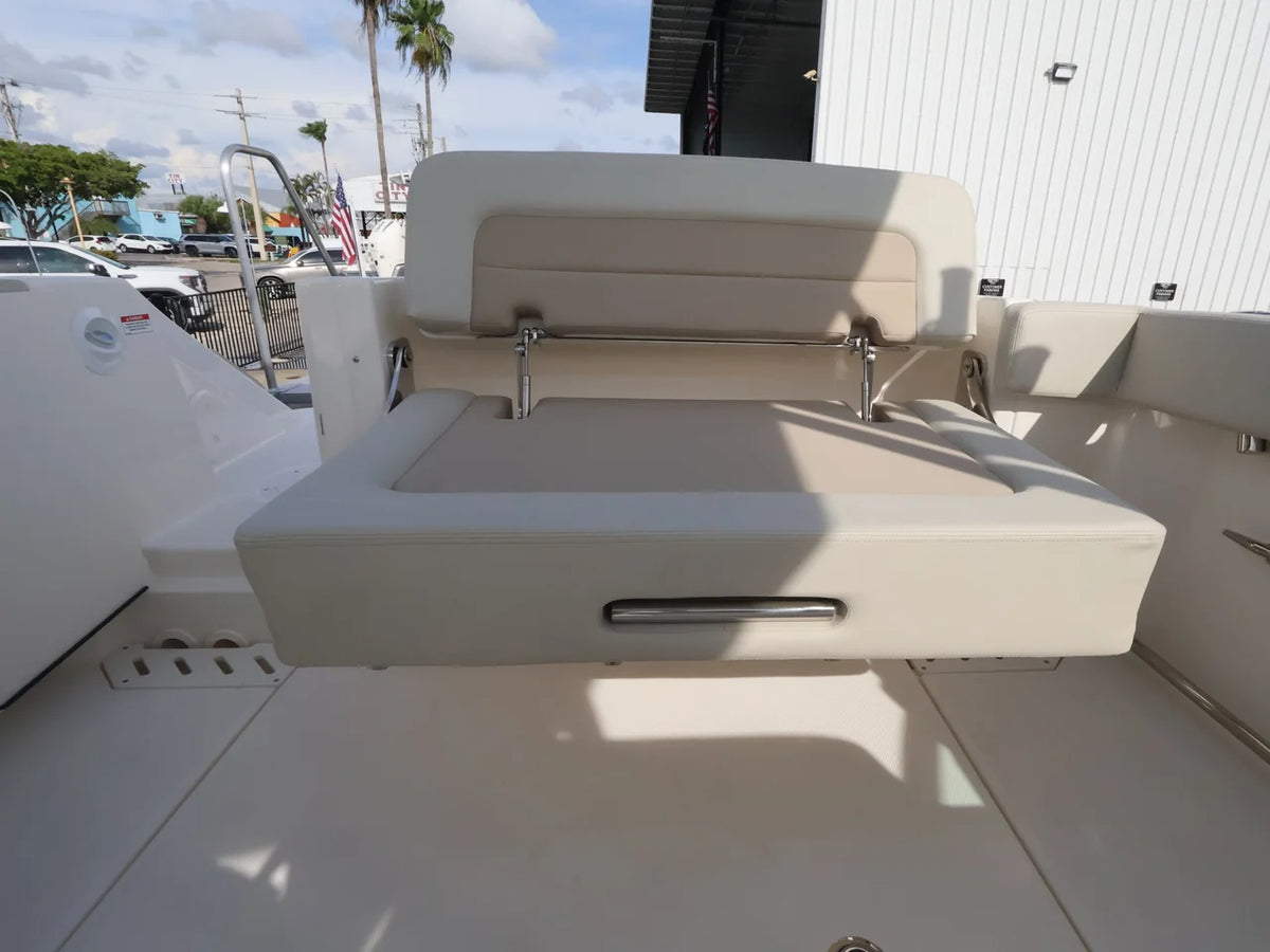 2027 Boston Whaler 240 Vantage 24.0 feet, Naples, Florida #14