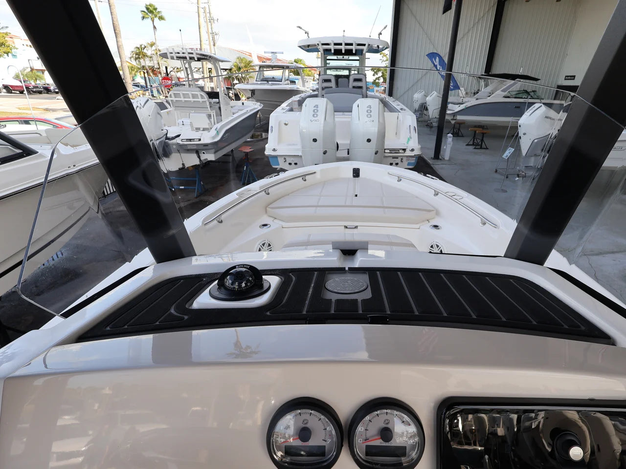 2026 Boston Whaler 220 Dauntless 22.0 feet, Naples, Florida #15
