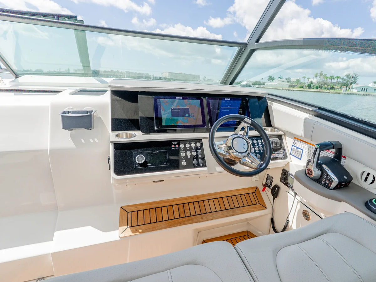 2024 Sea Ray 320 SUNDANCER OB 32.0 feet, St Petersburg, FL #27