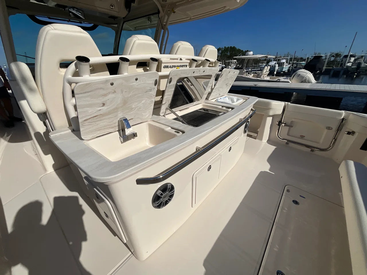 2024 Grady-White 386 CANYON 37.0 feet, Jacksonville Beach, Florida #55