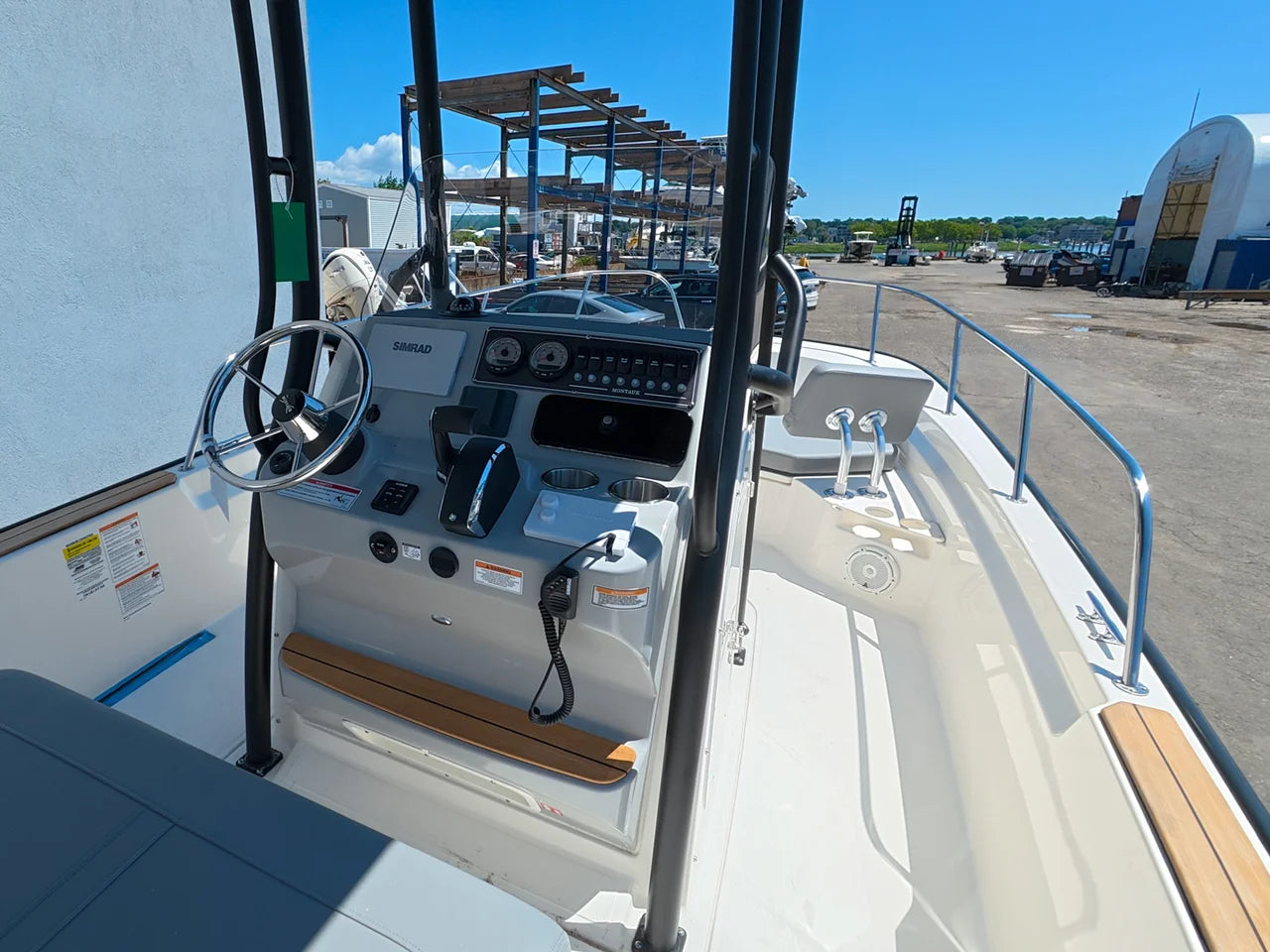 2026 Boston Whaler 210 Montauk 21.0 feet, Norwalk, Connecticut #12