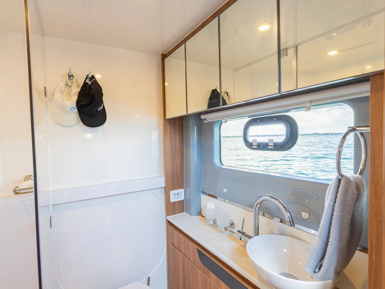 2025 Aquila 46 COUPE 46.0 feet, St Petersburg, FL #43