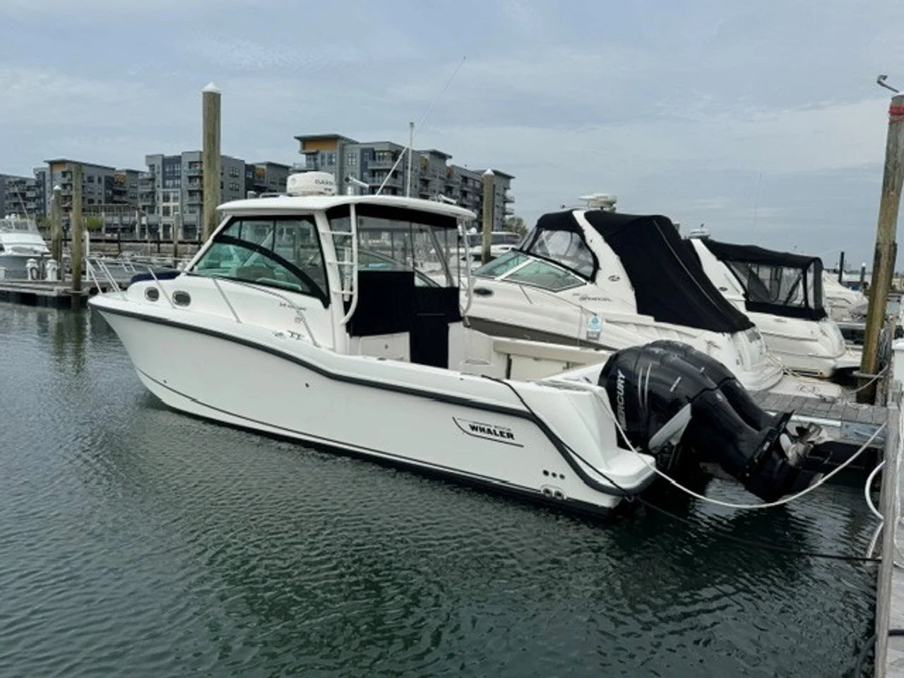 2016 Boston Whaler 315 CONQUEST 31.0 feet, Quincy, MA #1