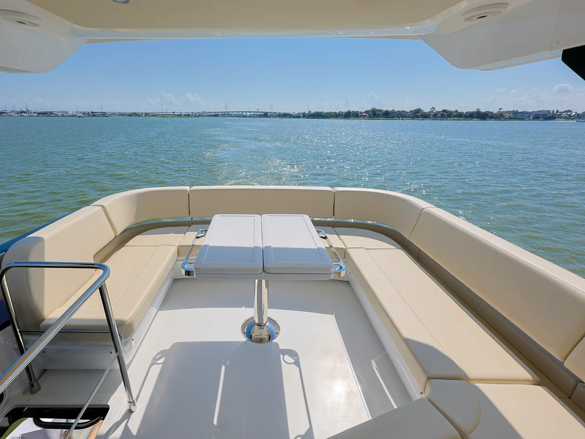 2027 Cruisers Yachts 57 FLY 57.0 feet, Seabrook, TX #16