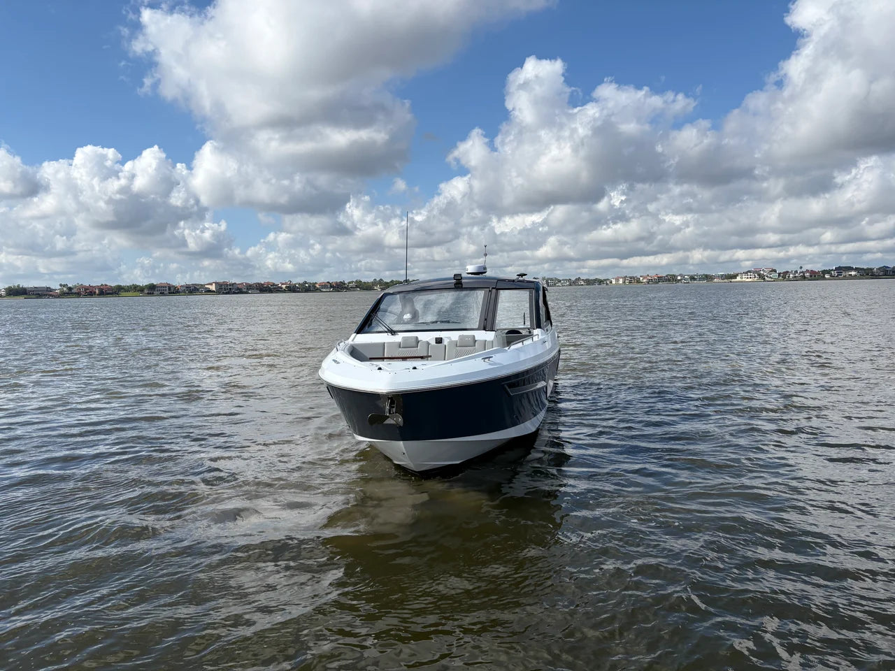 2025 Cruisers Yachts 42 GLS Outboard 42.0 feet, Seabrook, TX #3