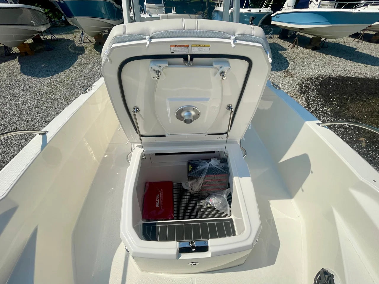 2026 Boston Whaler 220 Dauntless 22.0 feet, Quincy, MA #17