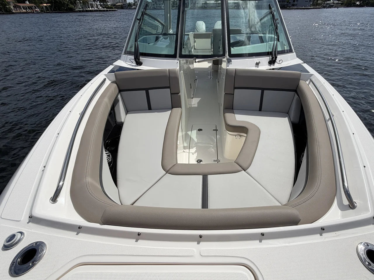 2027 Boston Whaler 330 Vantage 33.0 feet, Pompano Beach, Florida #62