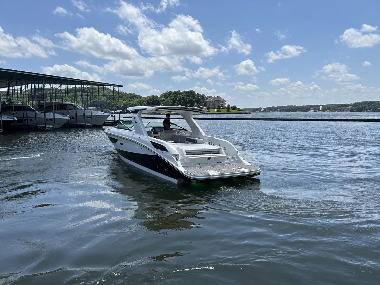 2025 Sea Ray SLX 350 35.0 feet, Lake Ozark, MO #3
