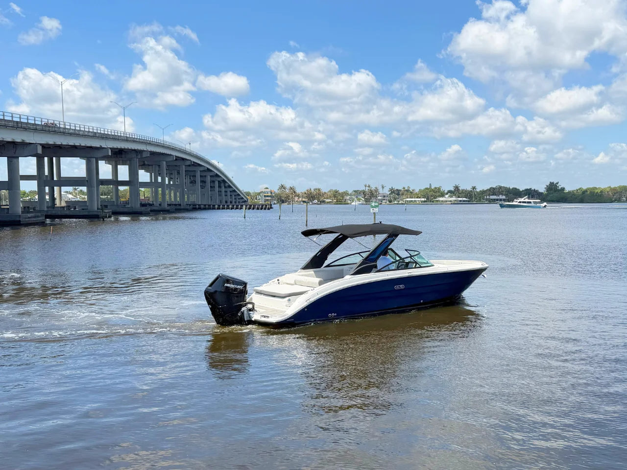 2025 Sea Ray 270 SDX OB 27.0 feet, Stuart, Florida #7