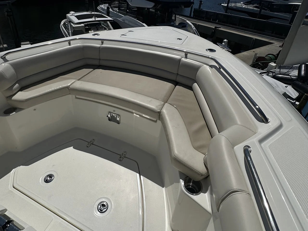 2023 Boston Whaler 33 OUTRAGE 33.0 feet, Pompano Beach, Florida #13
