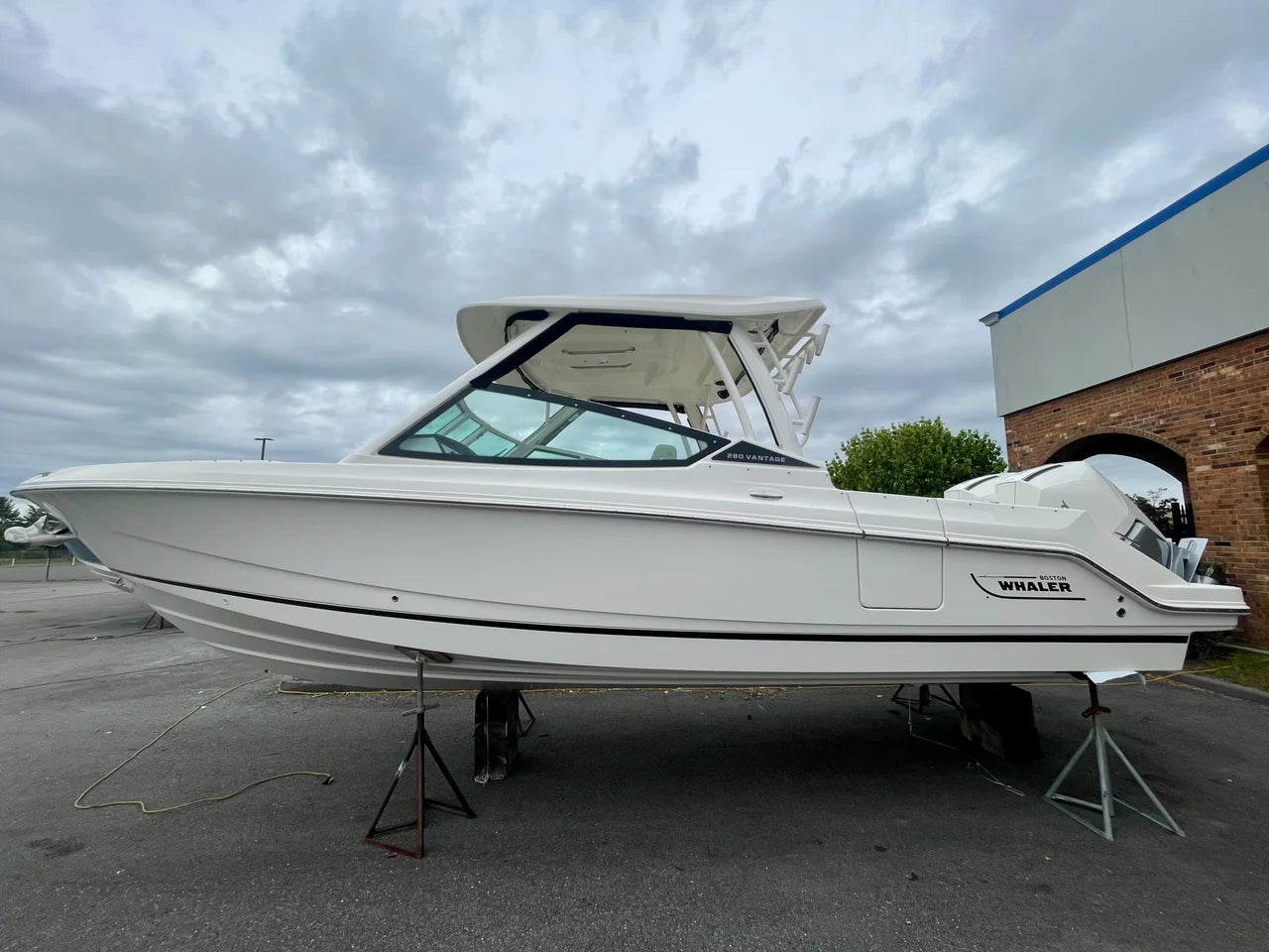 2027 Boston Whaler 280 Vantage 27.0 feet, Danvers, Massachusetts #1