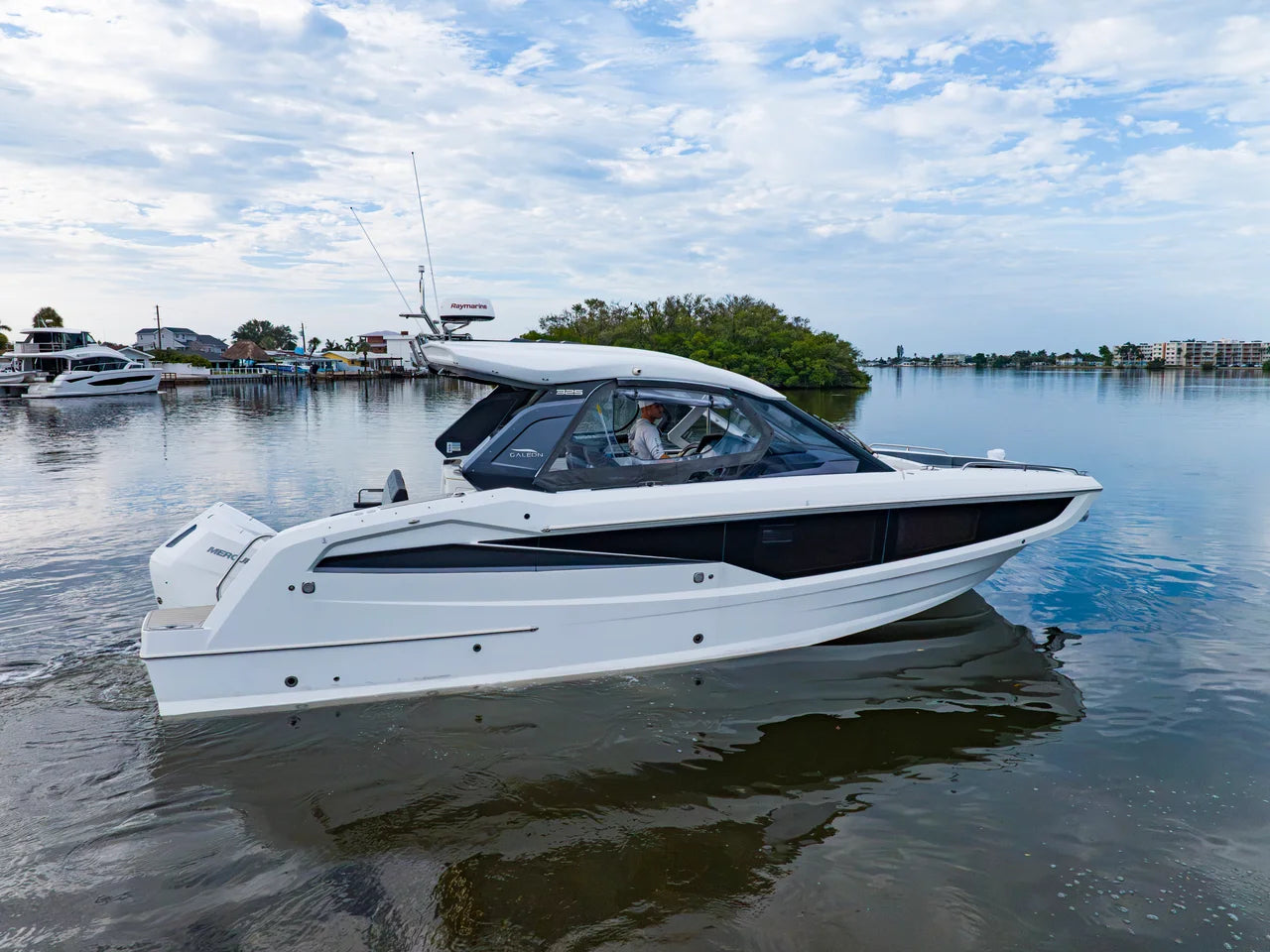 2023 Galeon 325 GTO 33.0 feet, St Petersburg, FL #6