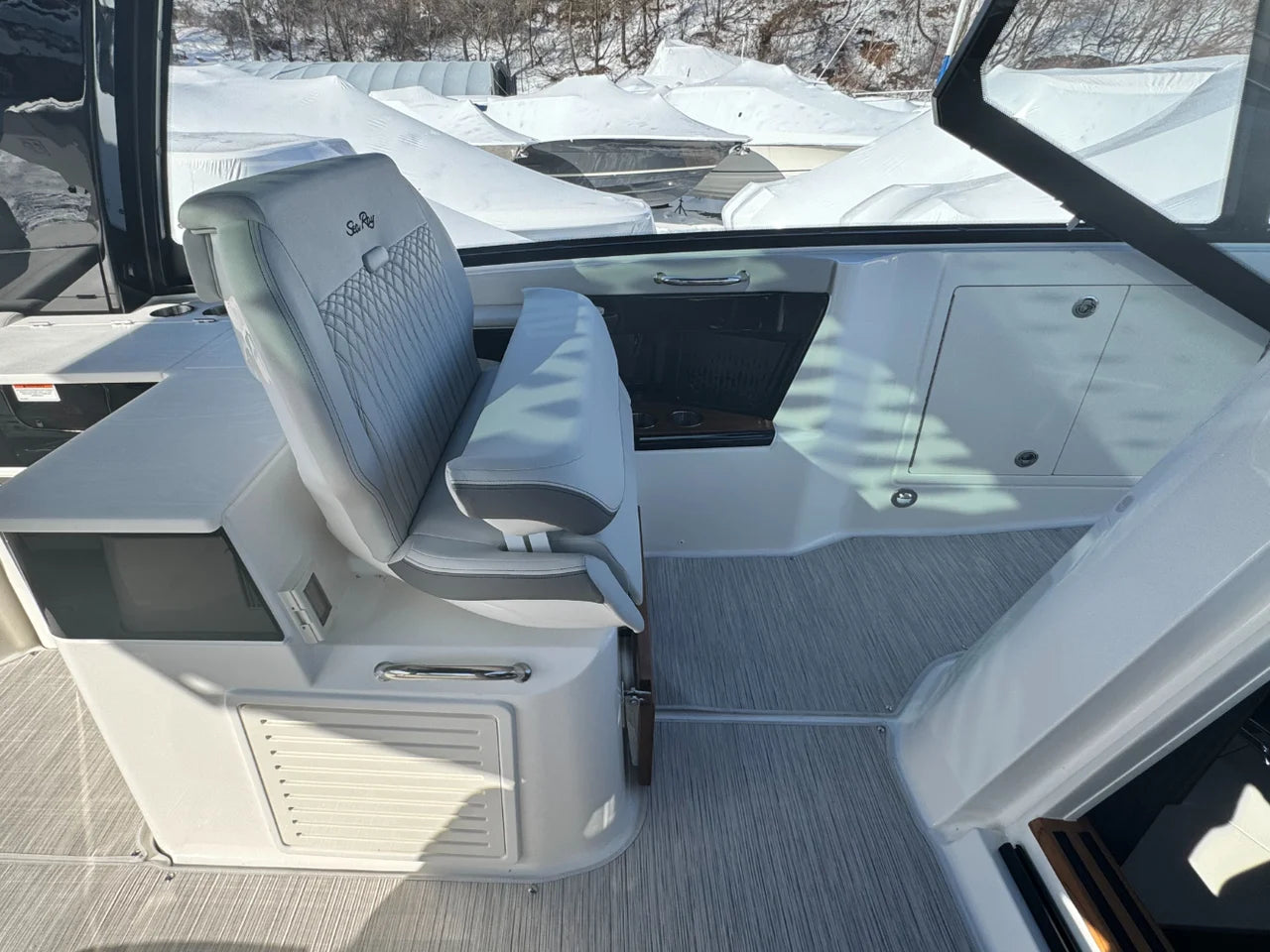 2026 Sea Ray Sundancer 370 Outboard 37.0 feet, Huntington, NY #19