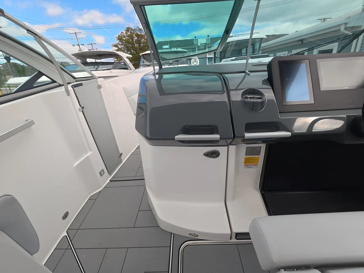 2021 Aviara AV32 Outboard 32.0 feet, Somers Point, New Jersey #18