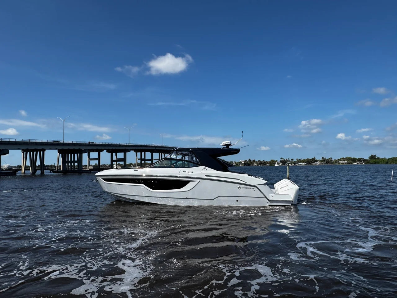 2024 Cruisers Yachts 38 GLS South Beach Outboard 38.0 feet, Stuart, Florida #8