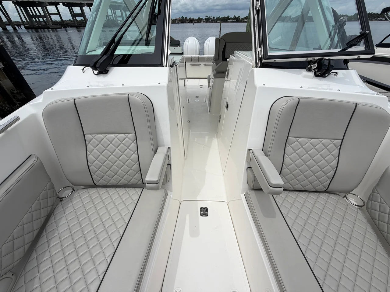 2025 Pursuit 306 DC 30.0 feet, Stuart, Florida #39
