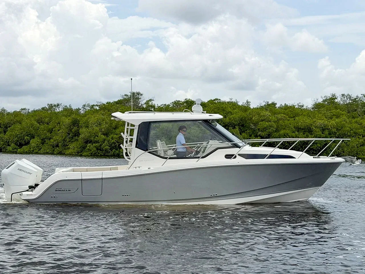 2027 Boston Whaler 325 Conquest 32.0 feet, Fort Myers, FL #1