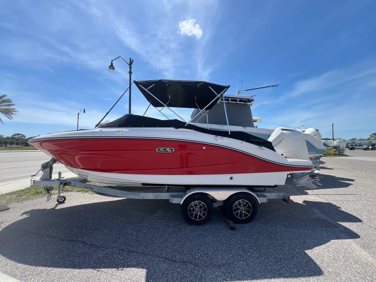 2026 Sea Ray SPX 210 Outboard 21.0 feet, Venice, Florida #1