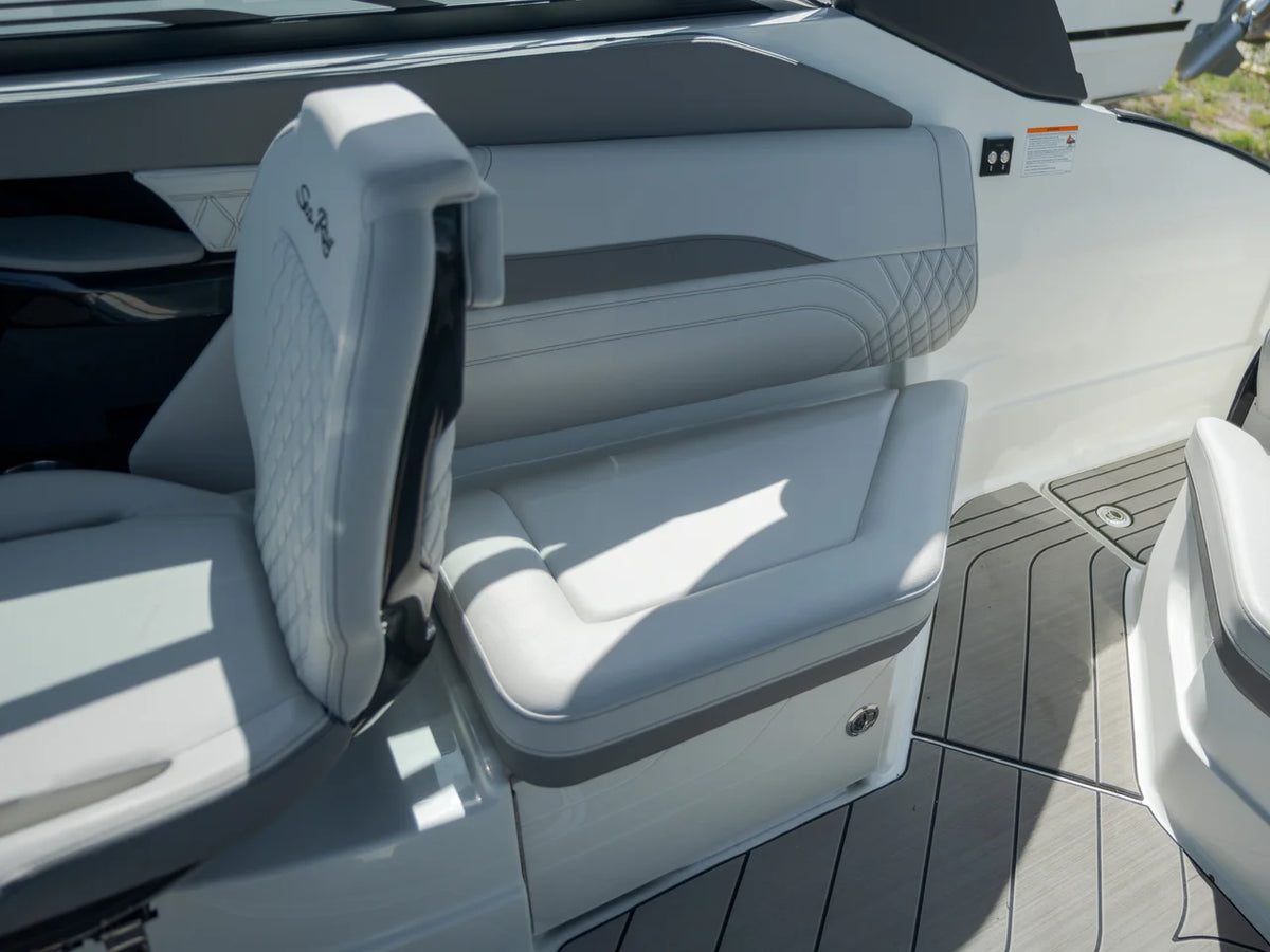 2027 Sea Ray SLX 260 Outboard 26.0 feet, Panama City, FL #23