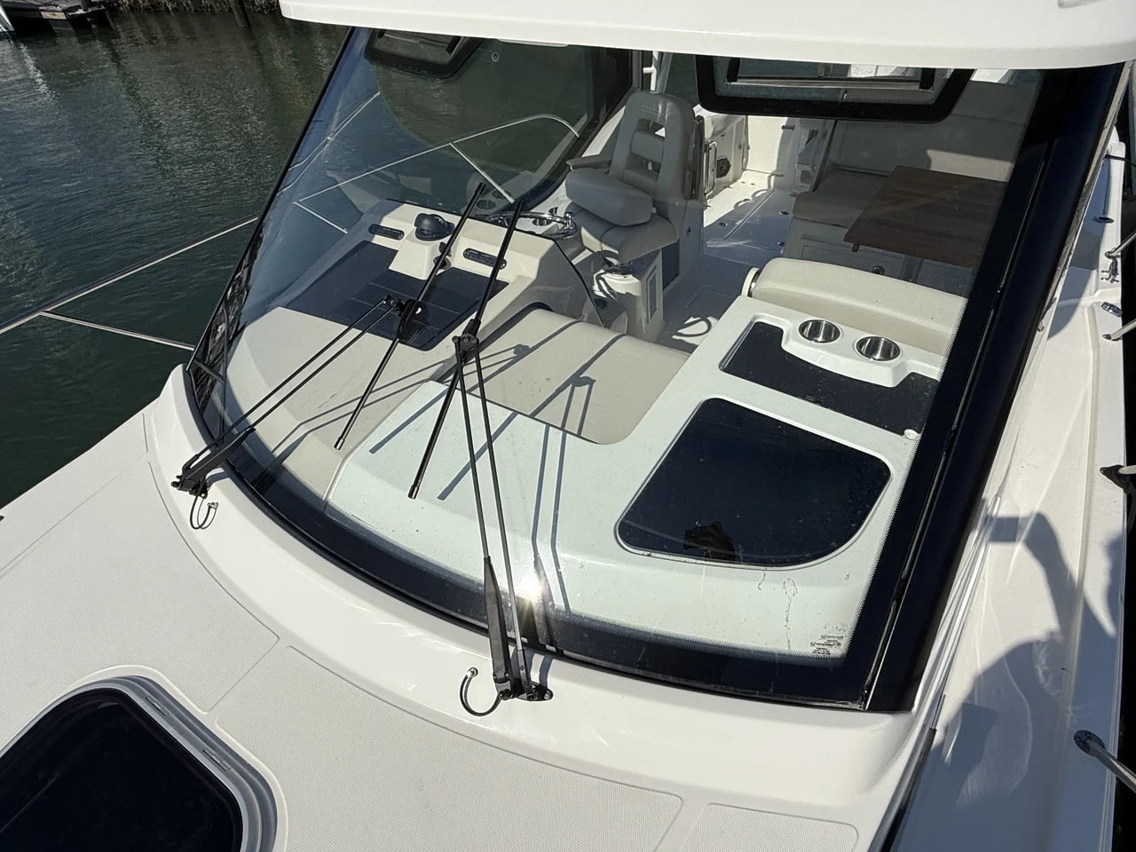 2026 Boston Whaler 325 Conquest 32.0 feet, Wrightsville Beach, North Carolina #18
