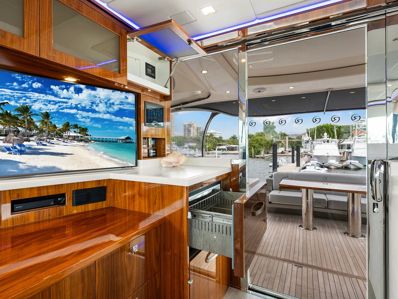 2024 Riviera 6000 SPORT YACHT 63.0 feet, Coconut Grove23, FL #120