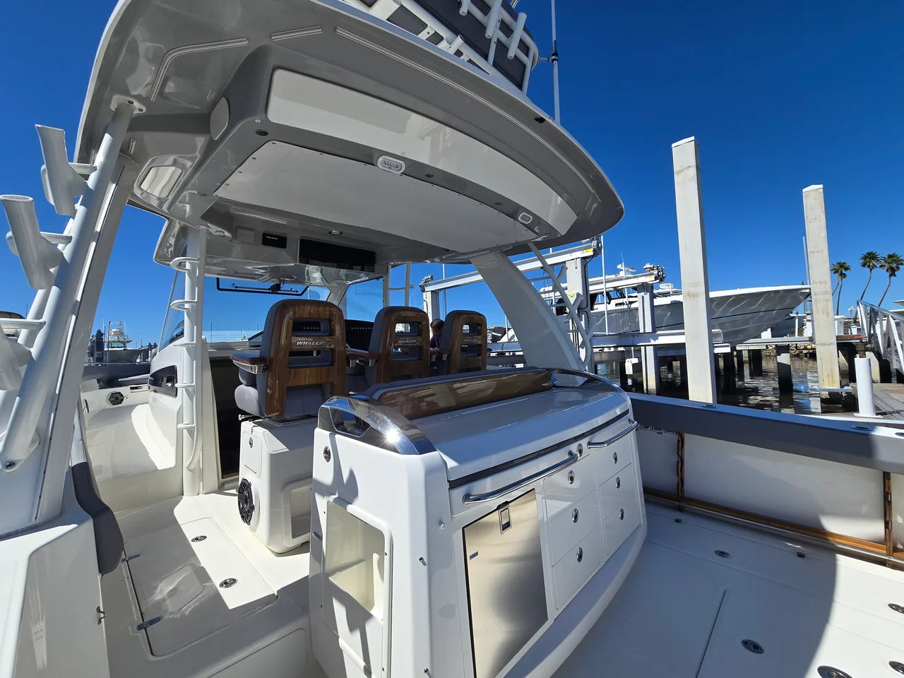 2023 Boston Whaler 420 OUTRAGE 42.0 feet, Stuart, Florida #12
