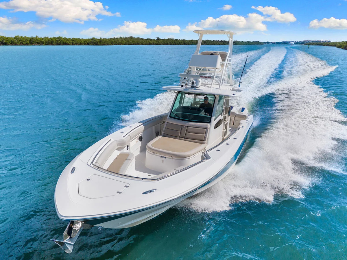 2020 Boston Whaler 380 OUTRAGE 38.0 feet, Naples, Florida #1