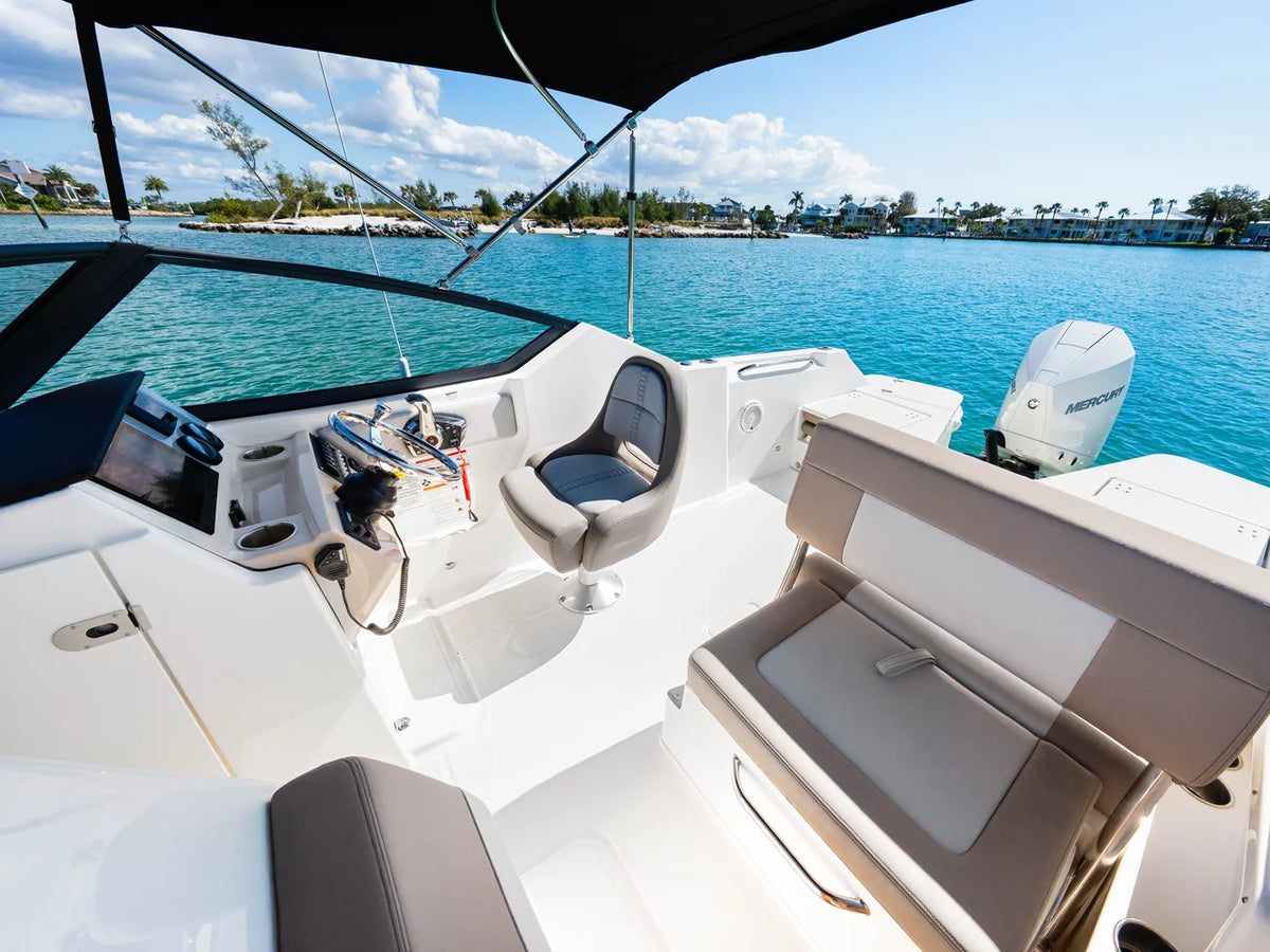 2026 Boston Whaler 210 Vantage 21.0 feet, Venice, Florida #35