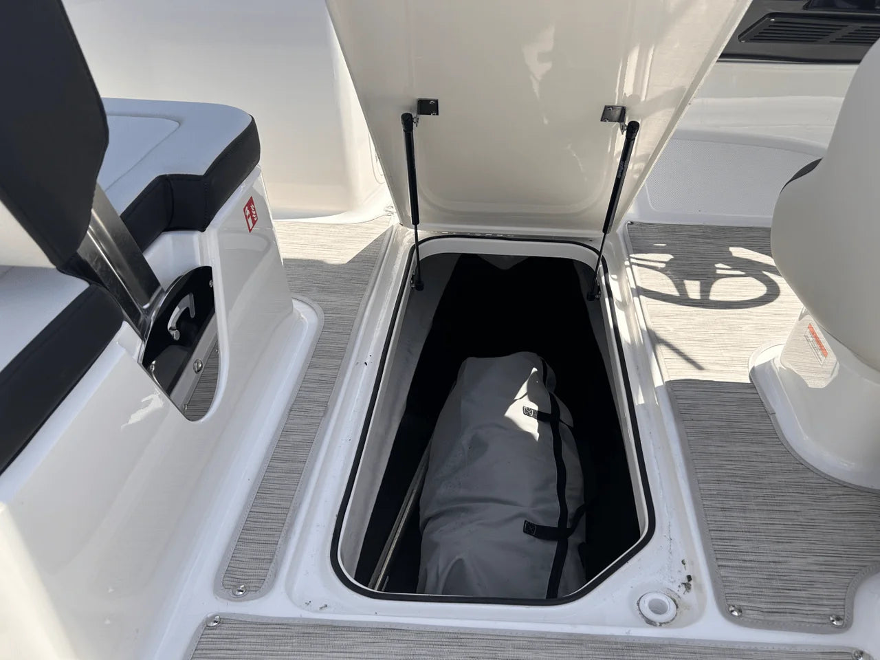 2026 Sea Ray SPX 210 Outboard 21.0 feet, Grasonville, MD #18