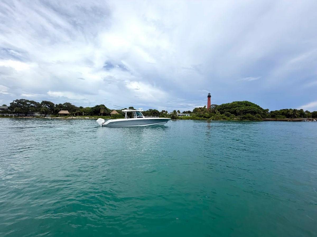 2026 Boston Whaler 380 Outrage 38.0 feet, Jupiter, Florida #10