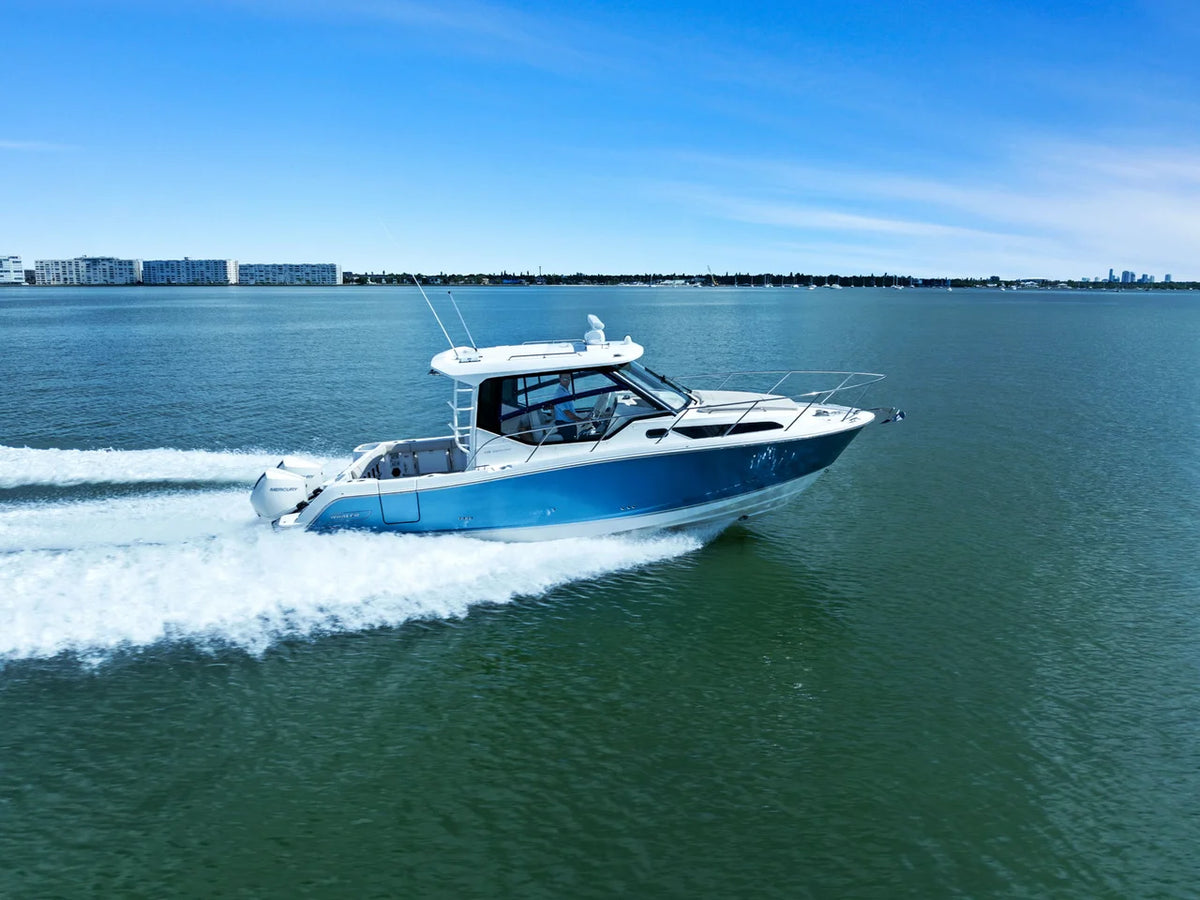2023 Boston Whaler 325 CONQUEST 32.0 feet, St Petersburg, FL #15