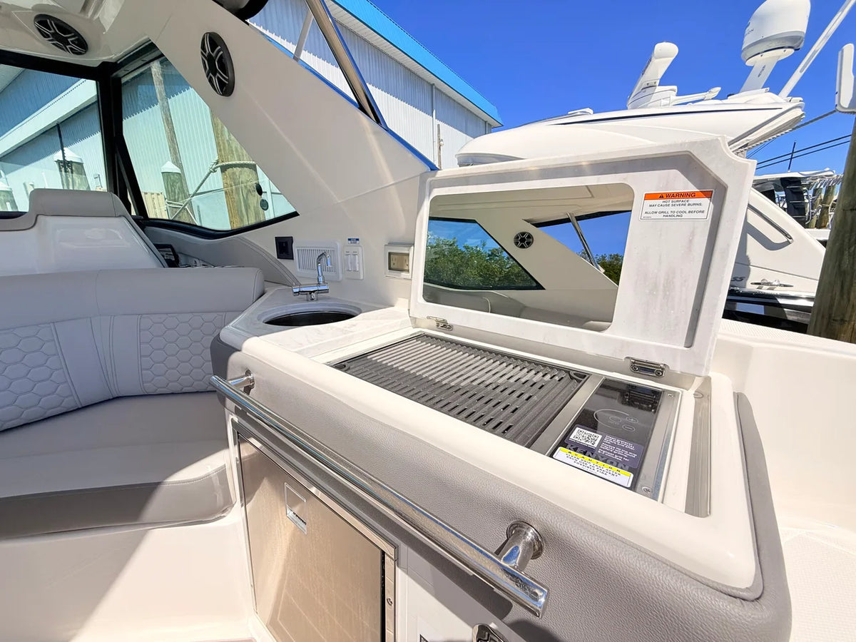 2026 Sea Ray Sundancer 320 Outboard 32.0 feet, St Petersburg, FL #39