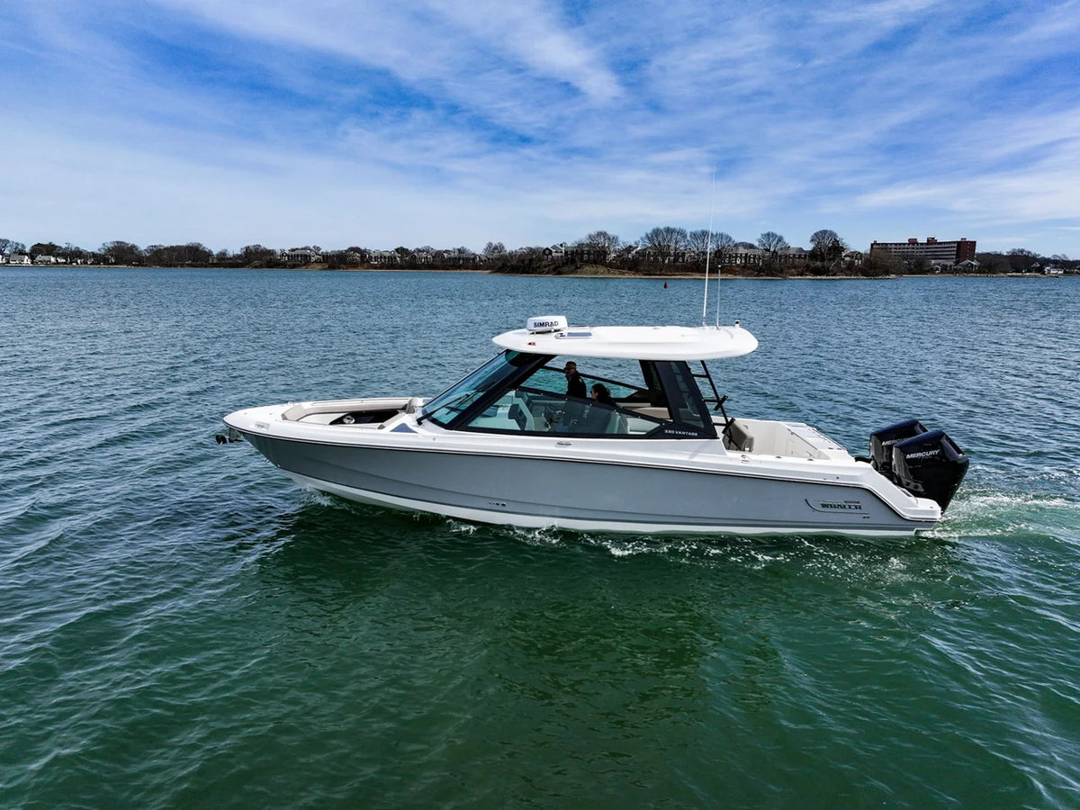 2026 Boston Whaler 330 Vantage 33.0 feet, Quincy, MA #3