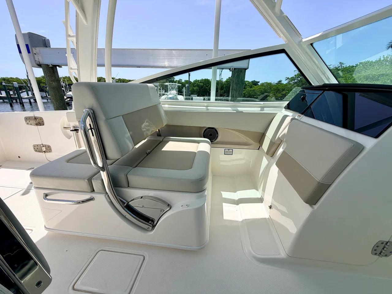 2022 Boston Whaler 280 VANTAGE 28.0 feet, Jupiter, Florida #17