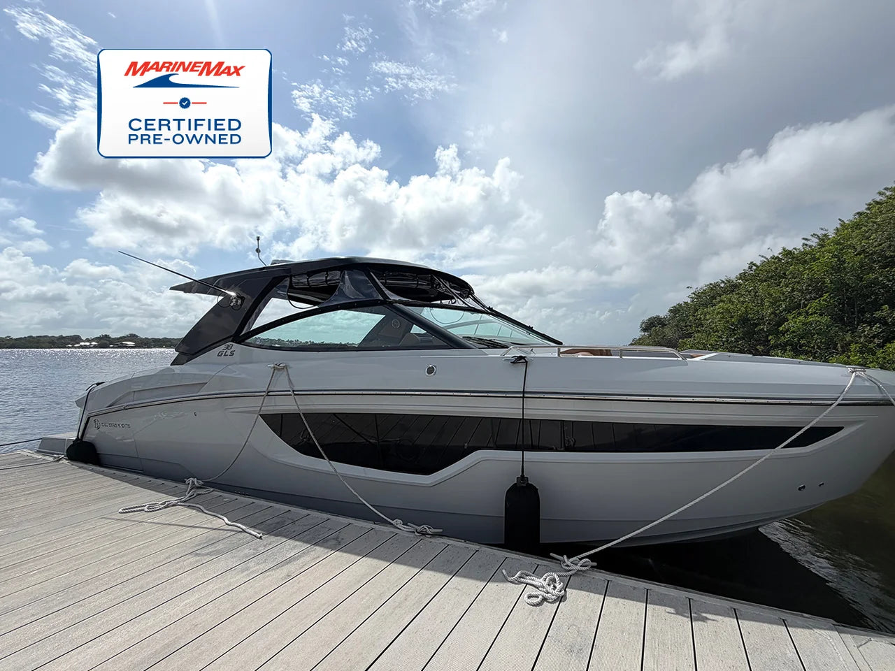 2024 Cruisers Yachts 38 GLS South Beach Outboard 38.0 feet, Stuart, Florida #1