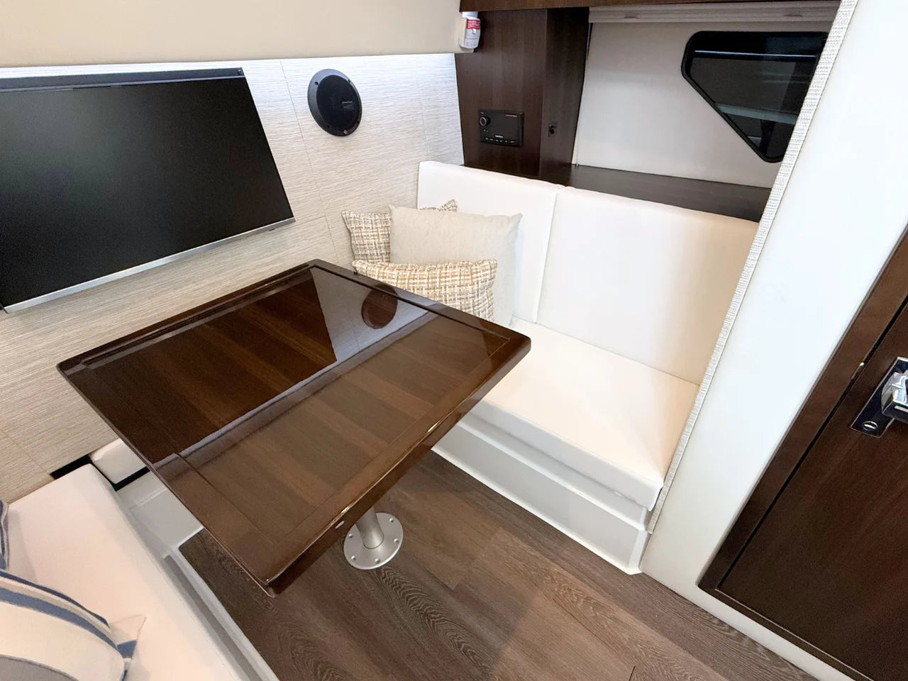 2026 Cruisers Yachts 34 GLS 34.0 feet, Lewisville, TX #50