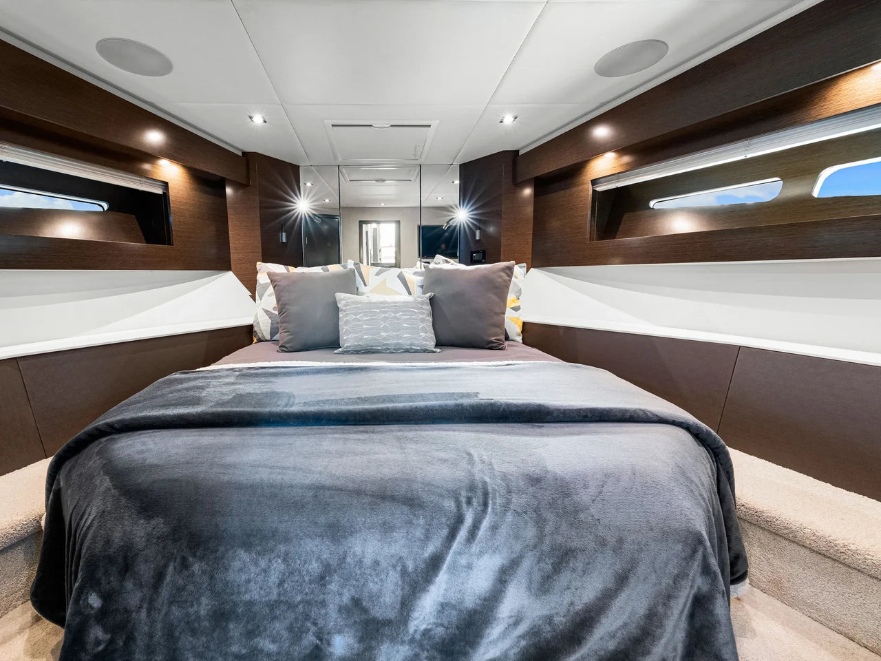 2020 Cruisers Yachts 50 CANTIUS 49.0 feet, Venice, Florida #71