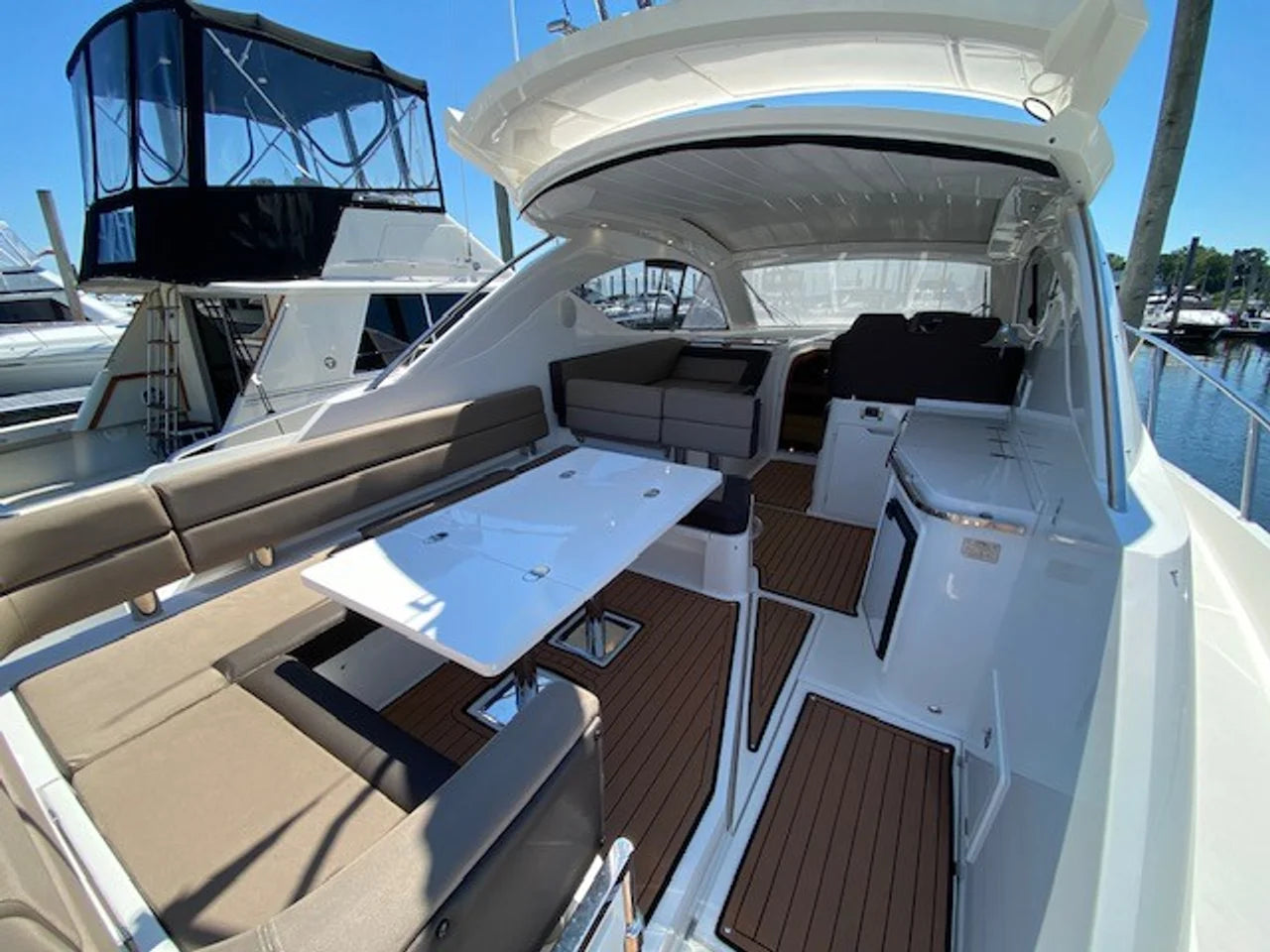 2018 Galeon 385 HTS 44.0 feet, Norwalk, Connecticut #31