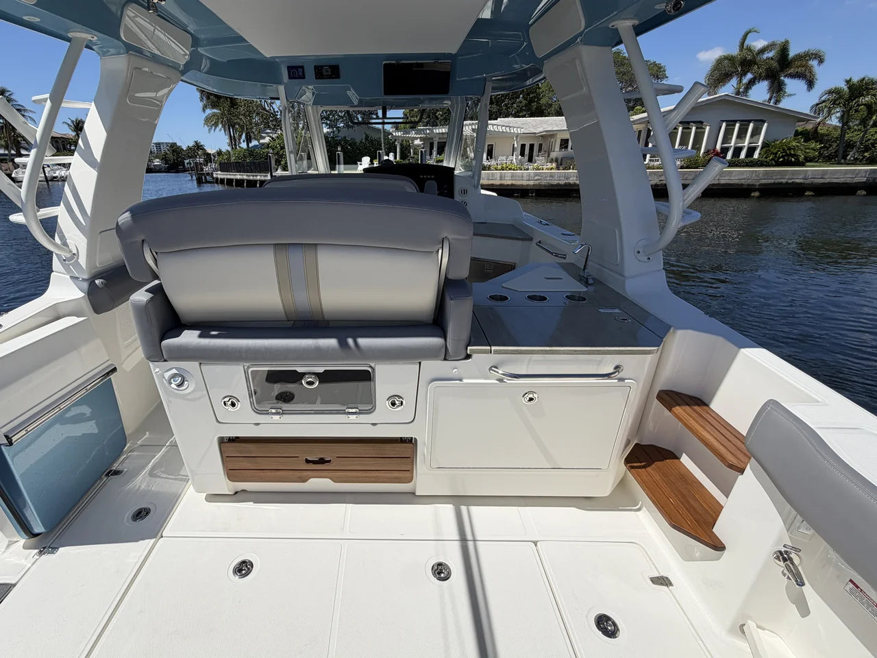 2024 Boston Whaler 350 REALM 35.0 feet, Pompano Beach, Florida #38