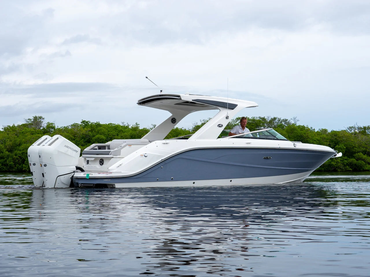 2027 Sea Ray SLX 310 Outboard 31.0 feet, Fort Myers, FL #4