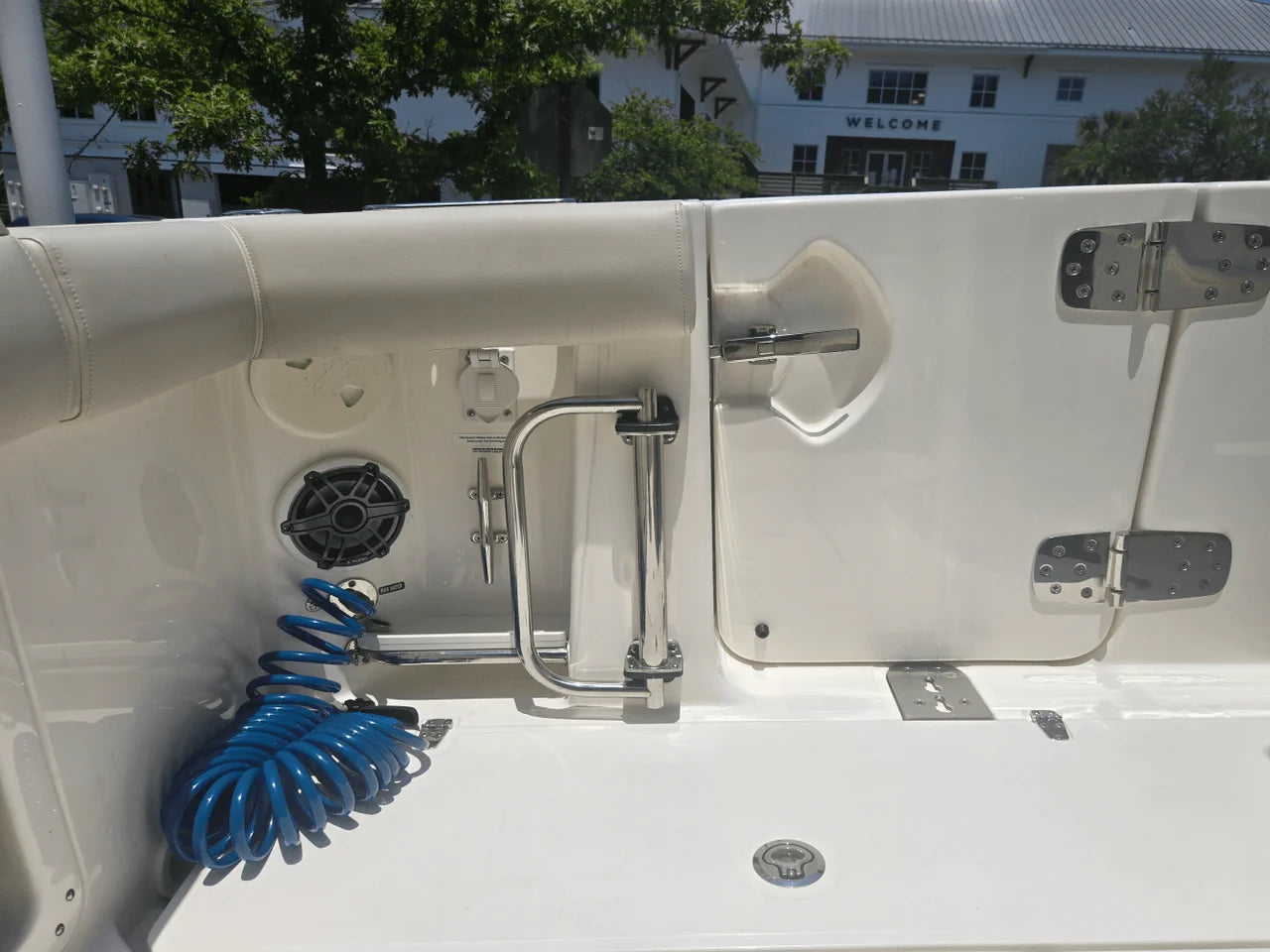 2024 Boston Whaler 280 OUTRAGE 28.0 feet, Charleston, South Carolina #13